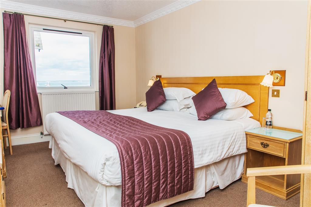 Best Western New Holmwood Hotel Cowes  Habitación foto